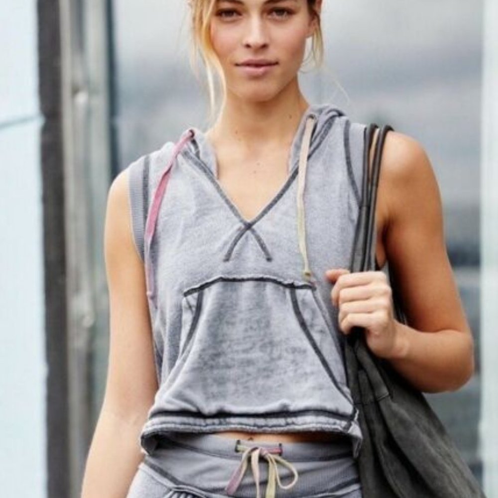 Gray Sleeveless Hoodie Top